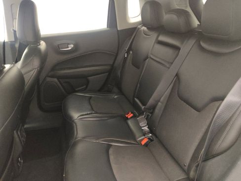 Used 2018 Jeep Compass Latitude w/ Popular Equipment Group image 18