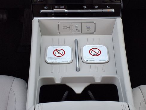 New 2026 Hyundai Santa Fe SE image 10