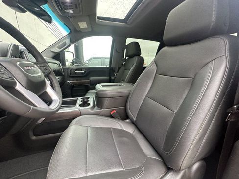 Used 2022 GMC Sierra 2500 SLT w/ SLT Preferred Package AWD/4WD image 15