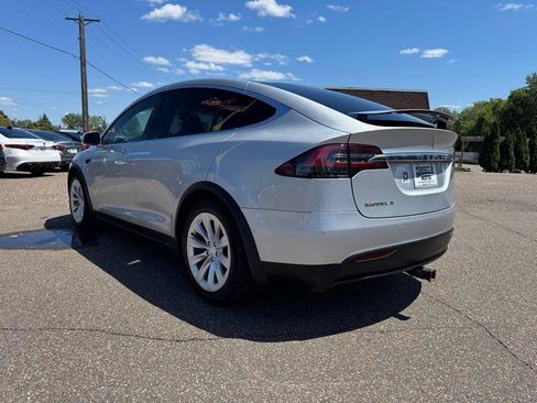 Used 2018 Tesla Model X 100D AWD/4WD image 7