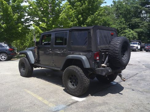 Used 2016 Jeep Wrangler Unlimited Sport AWD/4WD image 7