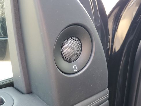 New 2026 Lincoln Navigator L Reserve AWD/4WD image 9