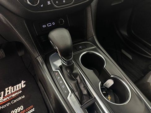 Used 2024 Chevrolet Equinox LT w/ LPO, Floor Liner Package image 18