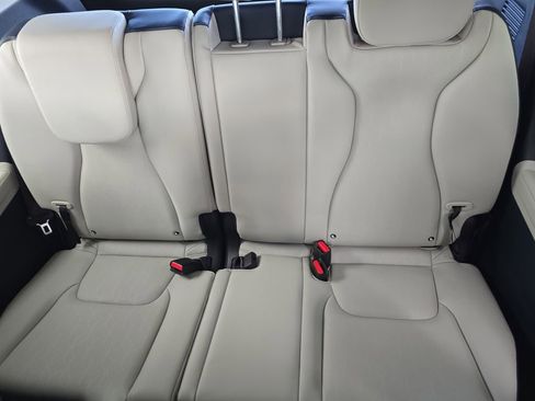 New 2026 Kia Carnival EX FWD image 18