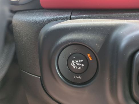 Used 2020 Jeep Gladiator Rubicon image 17