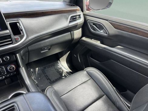 Used 2022 Chevrolet Tahoe Premier AWD/4WD image 14