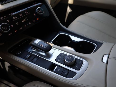 Used 2022 INFINITI QX60 Luxe w/ Cargo Package FWD image 11