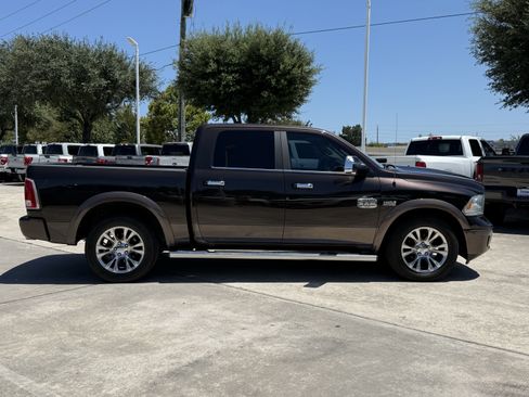 Used 2017 RAM 1500 Laramie Longhorn RWD image 3