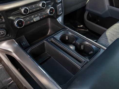 Used 2022 Ford F150 XLT w/ Equipment Group 302A High image 18