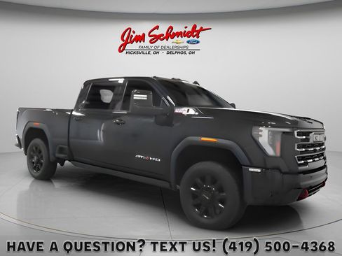 Used 2025 GMC Sierra 2500 AT4 w/ Technology Package AWD/4WD image 1