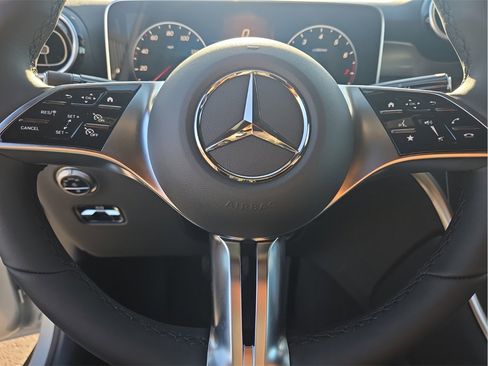 New 2026 Mercedes-Benz GLC 300 image 25