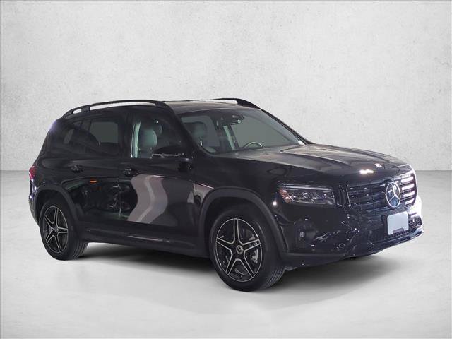 Used 2026 Mercedes-Benz GLB 250 image 3