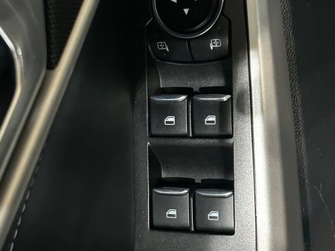 Used 2023 Ford Explorer XLT w/ Equipment Group 202A AWD/4WD image 43