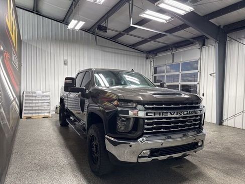 Used 2021 Chevrolet Silverado 2500 LTZ w/ LTZ Premium Package AWD/4WD image 18