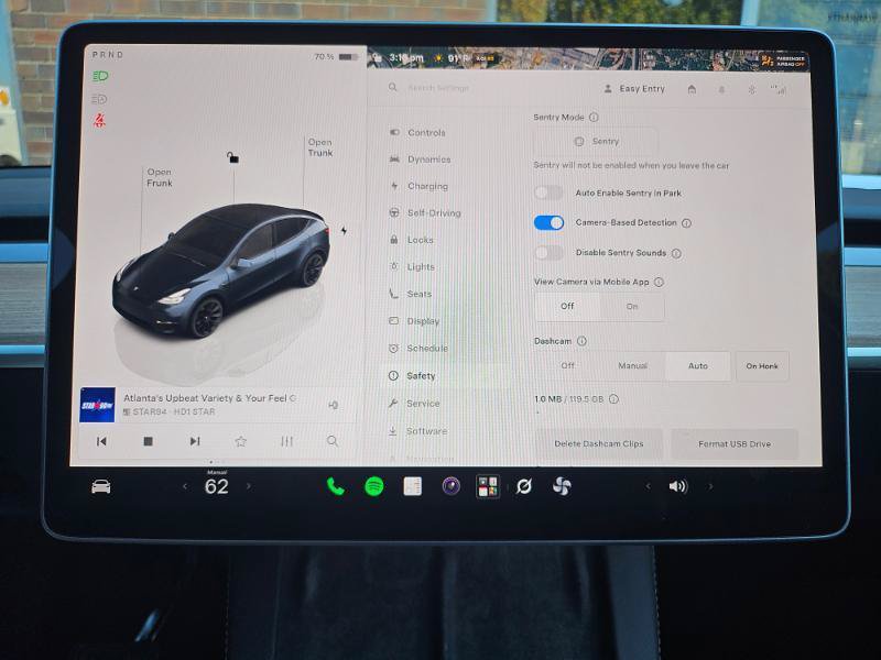 Used 2024 Tesla Model Y 2WD image 50