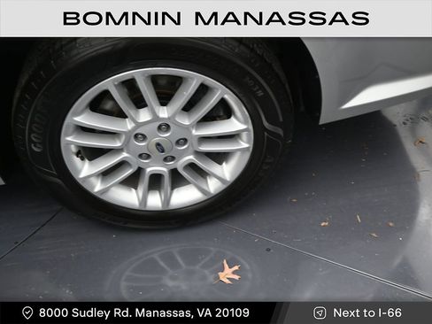 Used 2013 Ford Flex SEL image 17