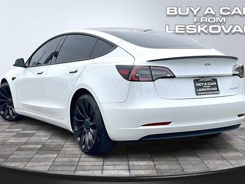 Used 2022 Tesla Model 3 Performance image 2