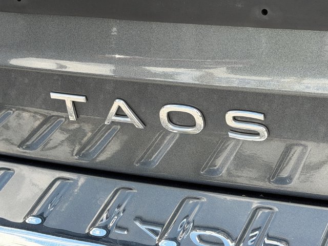 Used 2023 Volkswagen Taos S FWD image 10