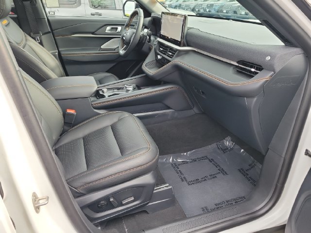 Used 2026 Ford Explorer Tremor w/ Tremor Ultimate Package AWD/4WD image 18