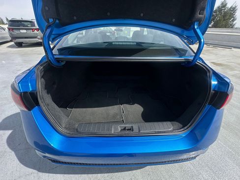 Used 2025 Nissan Sentra SV image 29