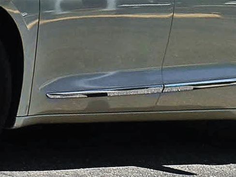 Used 2019 Chrysler Pacifica Touring-L FWD image 32