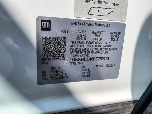 Certified 2023 GMC Acadia SLT image 24