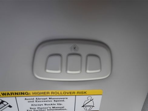 Used 2024 Ford Ranger Lariat w/ FX4 Off-Road Package AWD/4WD image 15