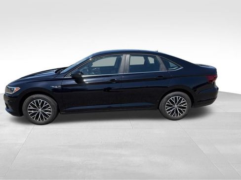 Used 2019 Volkswagen Jetta SEL w/ Cold Weather Package FWD image 7