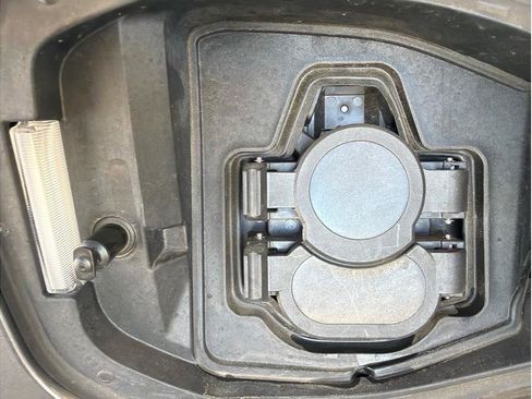 Used 2024 Nissan Ariya AWD image 38