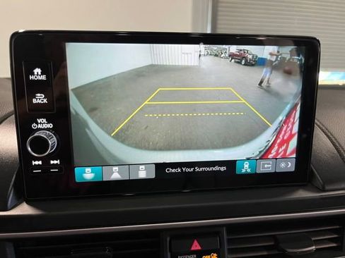 Used 2023 Honda Pilot Touring image 28