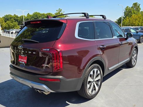 Used 2020 Kia Telluride S w/ S 8 Passenger Seating Package AWD/4WD image 3