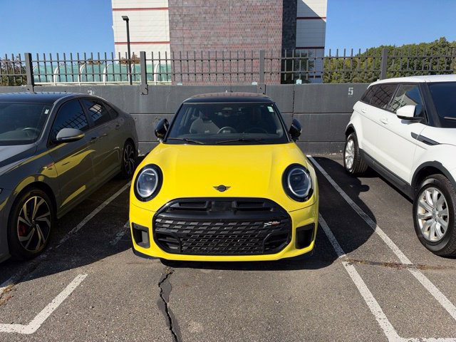 Used 2026 MINI Cooper S FWD image 2