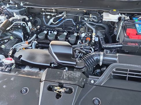 Used 2024 Honda CR-V EX image 10