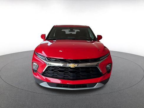 Used 2026 Chevrolet Blazer LT FWD image 4
