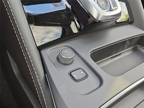 New 2026 Acura MDX SH-AWD w/ Advance Package image 10
