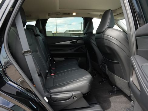 Certified 2027 INFINITI QX60 Pure w/ Cargo Package FWD image 20