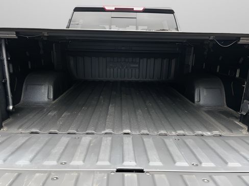 Used 2022 GMC Sierra 1500 Elevation w/ Elevation Premium Package image 19