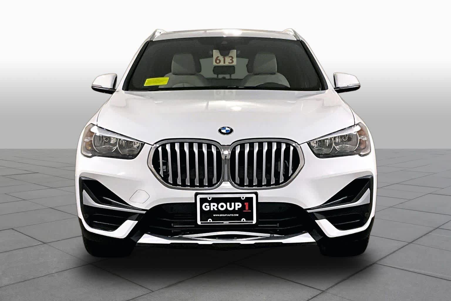 Used 2021 BMW X1 xDrive28i w/ Convenience Package AWD/4WD image 3