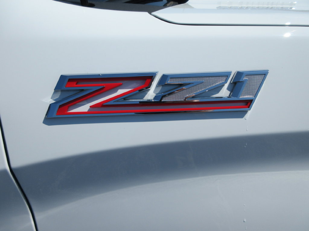 Certified 2025 Chevrolet Silverado 1500 LTZ AWD/4WD image 12