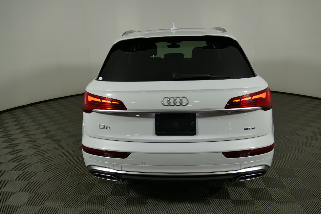 Used 2023 Audi Q5 2.0T Prestige w/ Prestige Package AWD/4WD image 4
