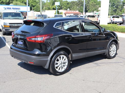 Used 2021 Nissan Rogue Sport S FWD image 10