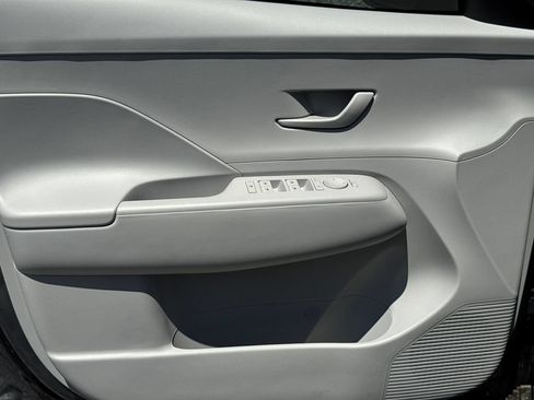 Used 2026 Hyundai Kona SEL Sport FWD image 10