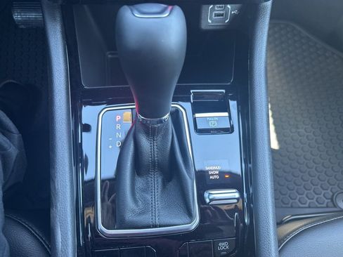 New 2026 Jeep Compass Latitude AWD/4WD image 16