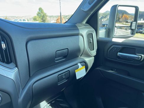 New 2026 Chevrolet Silverado 2500 W/T image 26