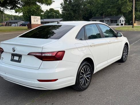Used 2019 Volkswagen Jetta R-Line FWD image 8