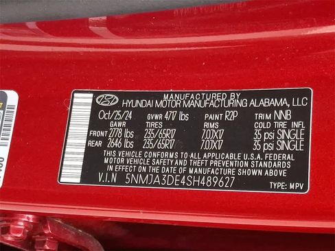 Certified 2025 Hyundai Tucson SE image 25