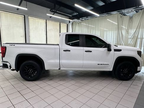 Used 2023 GMC Sierra 1500 Pro w/ Graphite Edition image 5