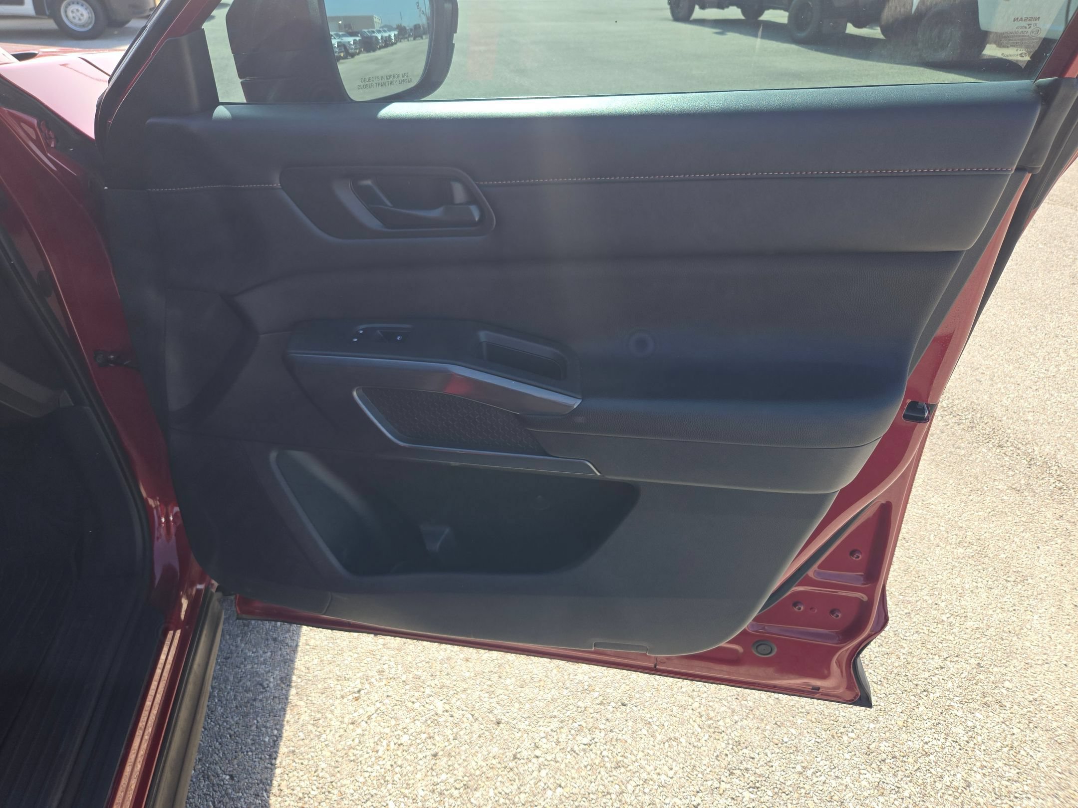 Used 2023 Nissan Pathfinder Rock Creek AWD/4WD image 31