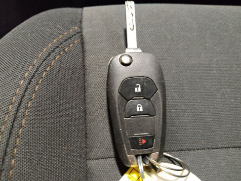 Used 2019 Chevrolet Trax LS w/ LPO, Cargo Package image 32