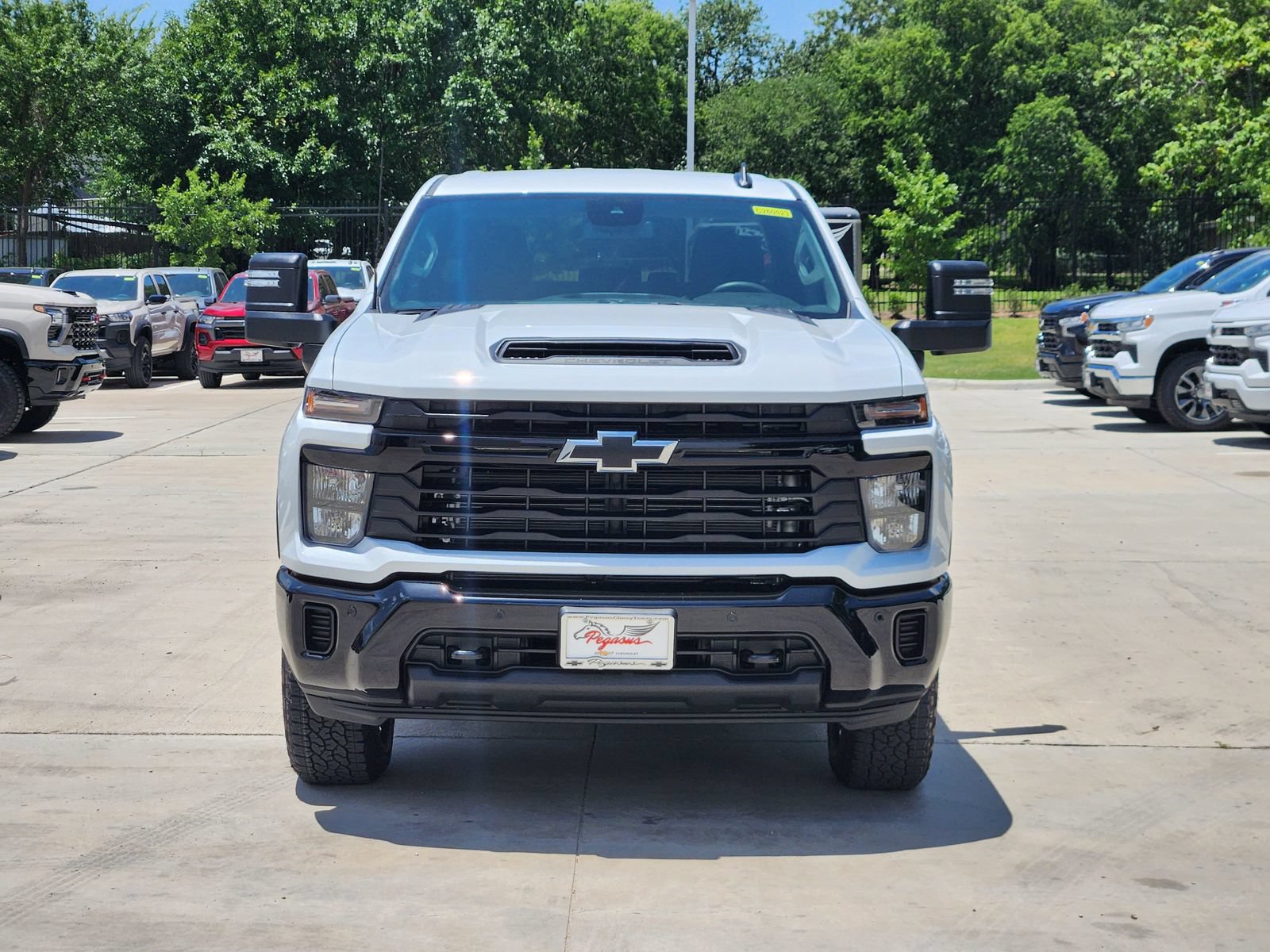 New 2026 Chevrolet Silverado 2500 Custom w/ Custom Value Package AWD/4WD image 6